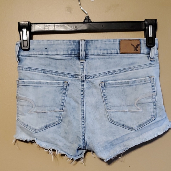 American Eagle Shorts - Picture 4 of 8
